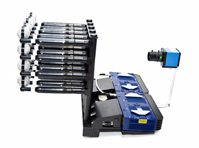 Acoustic camera to measure the sound intensity directly in the near field